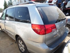 2004 Toyota Sienna LE Silver 3.3L AT 2WD #Z23334